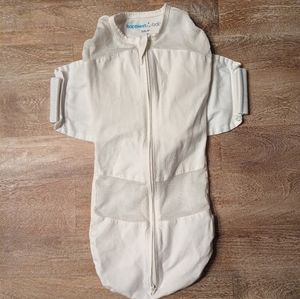Snoo happiest baby swaddle sleep sack cream size small
